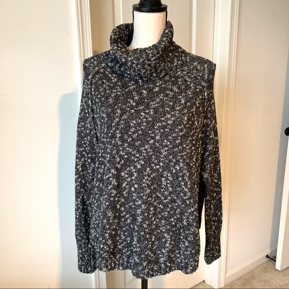 LUCKY BRAND Black/White Marbled Batwing Cotton Blend Turtleneck—SZ. Large